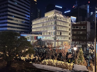 Myeondong Shopping Street